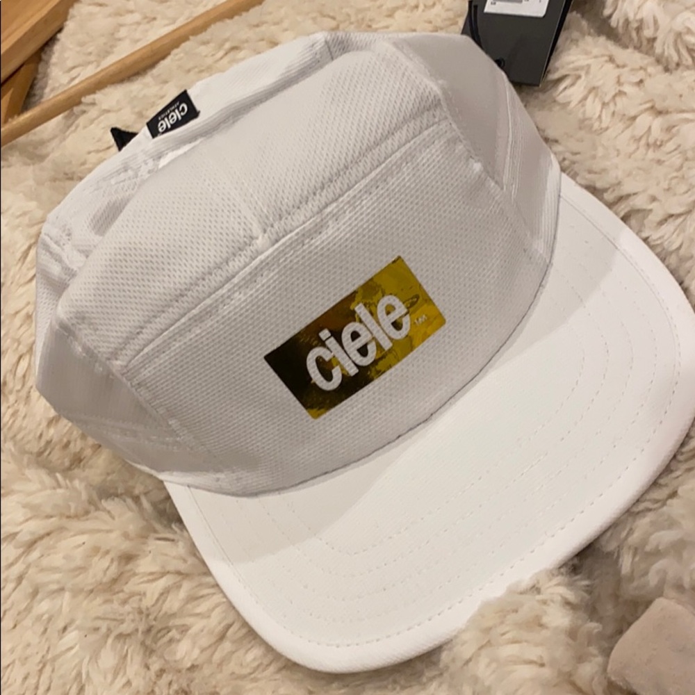 Ciele GOCap Whitemark and Gold